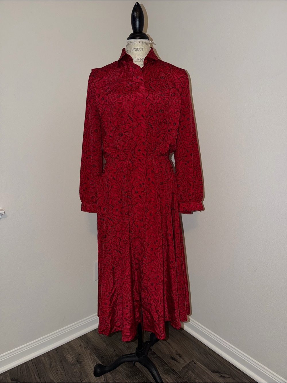 Schrader Sport Red Long-Sleeve Shirt Dress with Subtle Black Print